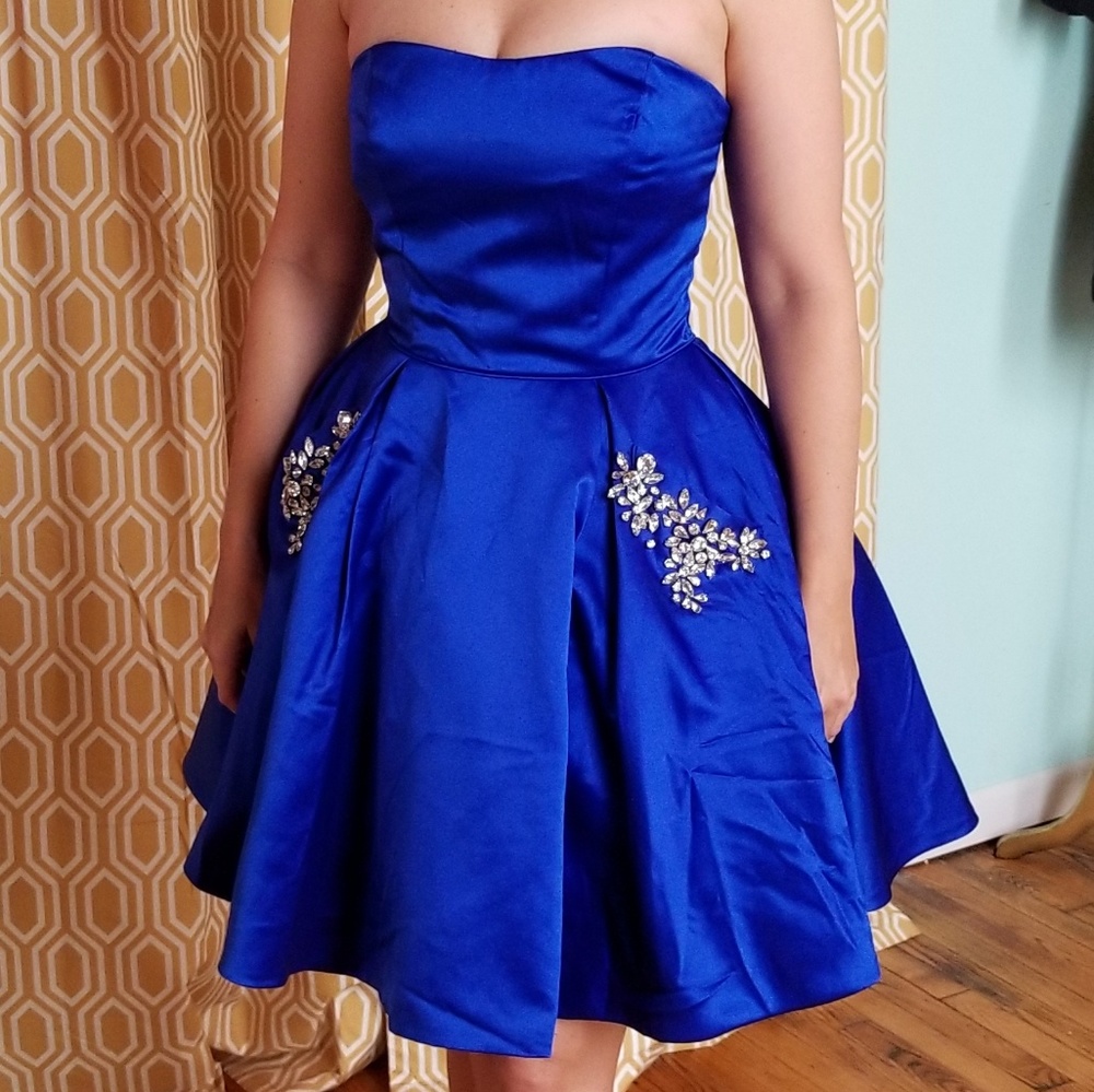 Sherri Hill Homecoming Dress Rhinestone Pockets
